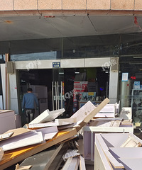 �����׹�զ���������̨������...