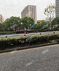 Σ�հ�������һ���Ϸ������߷巭Խ�л���·��������� ��̫����