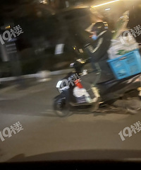 ż��һλ��������С�磡��ֻ��˵�������ˣ��ҵĸ磡