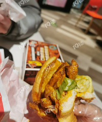 һ�������Ŀ��극�����ɶɶ�ص� �����˸�KFC��