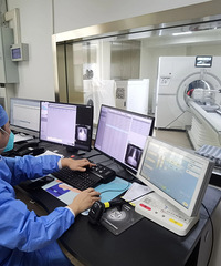 ��ҽԺһ��649����CT���Ϻ�������ҽ���������ѣ�