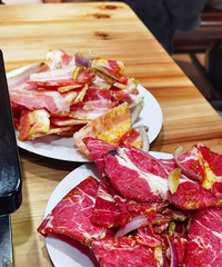 ����ʳ�ֲݡ�Խ�㱱·����ҿ���� ÿ�춼������