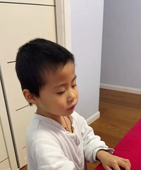 �Ϲ����Ҵ���·�ϵİ���ʯ����Ȼ�ú��������˶�������...