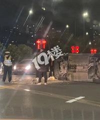 ����һ������������������˫���³��ˡ�