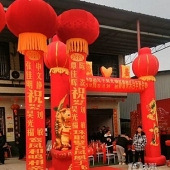 �뷢С����һǽ֮��