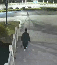 ���⣡��ĸ���Ů����ҹ���ű�����ȥ��԰�������¡���