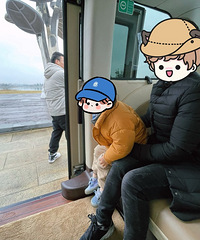 Ŀǰ��ѣ��������С������������һ�����˼�ʻ�۹⳵��