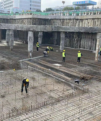 ������100%��ֱ�����ڹ㳡���ڡ�¡��������Ŀʩ���ֳ���