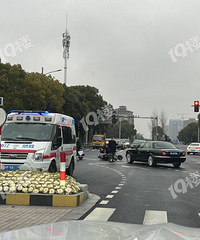 ��߷峵������ɫС��ײ���ͺ�����ѧ�ĵ�ƿ����120Ҳ����