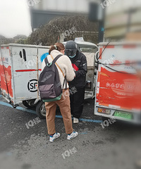 ���޴���Ů��������ױ�����족װ ����һ�����ٿ�ݣ���һ����