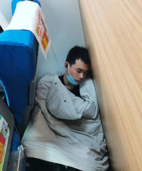 ���Լ��ˣ����������ʦͽ����Ƭ���ˣ����ѣ����Ǿ��ǰ�����