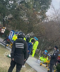 �嶯��ħ��������һ��԰���������Ӱ����˴��ˣ���˵ɧ�������š�