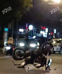 ���ҹ�� һĦ�г��Ľų�����·�м�...