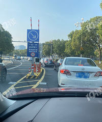 �Ϻ������������ߴ�³���ǰ����զ�ˣ�����