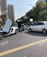 ���·���Ƶ�ع⡿���˽�ͷ�������׳��ܱ�ײ��ײ�Ĳ���ѽ��