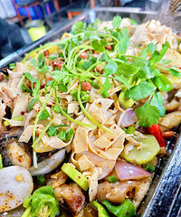 һ˼Ŀ ʳĳ ϰ廹ᷢȦ˿Ϳ