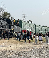 ���˰濪��������г�������ҵ���ͷ���������������ˡ�