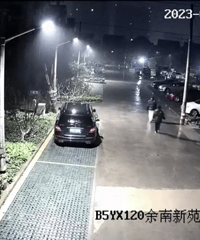 ����ͷ������ͣ��������������������С͵��������Ŷ�ε��֡�