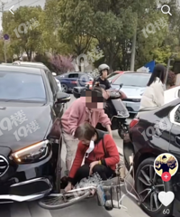 ���˱������ۡ��л����������г�������Ů˾��������������ġ�