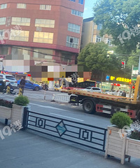 ������ͷ���г��ӡ������ˡ��˶��� �������к����