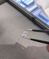 ��Ʒ��������1.06ct Dɫ VVS2 11800Ԫ