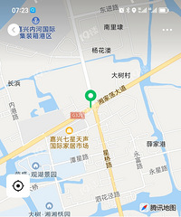 ����ͻ������ҵ�������ҳ��� һ��ƿ�����͹೵��ǰ��ѹ�¡�