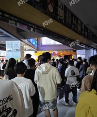 ү��أ��������������֡���ӳ ���˸���ӰԺ�賿������