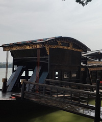 �������Ϻ� �˽������ʷ������˳��ȥ�Ϻ���������ݲι�һ��