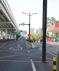 ע�⣡4��27�����л���·���л���·-�����ѧУ��ʵʩȫ��գ�