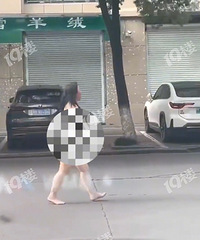 �����������ڽ�ͷ�㱼������Ǹ�Ů�ģ�����ɶ����ˣ�