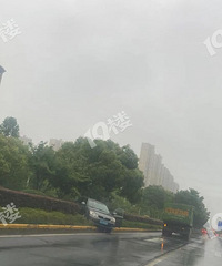 һ������ȫ���̻������� һ�����Ӿ�Ȼ��������·�м���̻�����