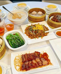 ��¥�У�С�ܼ�̽���Ϻ���� �������������ʵ�ֺ������ɣ�