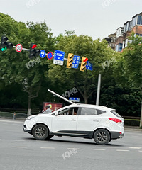 �����ڳ���װ�˸�ʲô�������ϳ�һ������촰 ���ź�Σ�ա�