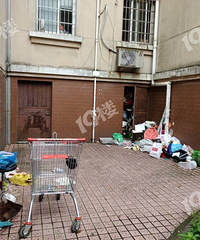 ��������С�������ģ��ѵ�ƿ���⵱������Ʒ�����ң����������ˡ�