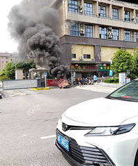 �γ��̶���ƿ��ͻ�����֣��ֳ�Ũ�̹�����