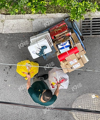 ��԰��������ħ���º����������������ˣ�¥������ָ��ɾ��ˡ�