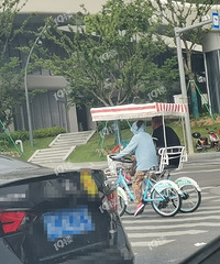 ���ڹ������г���˫�˵������Ĺ�·��߿�����