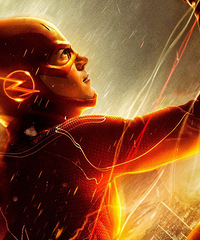 �����������׵�����еľ���һ˲���ұ����紥���ˣ�