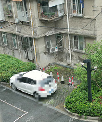 С����λ������ ����ռ�õ������˹��𣿶��Լ��������ˣ�