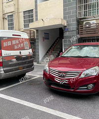 ͣ��λ����С��¥��ǰ����������С����������ƺ�����