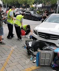 ������������·��������Ա��ײ�ɣ���˵������С��ײ����������