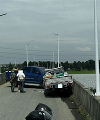 С����������ײ����ʻԱ����������Աͽ���Ƴ�����ʩ�ȡ�