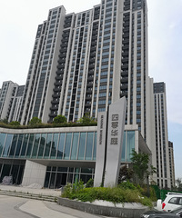 四季华庭小区还不错哎~