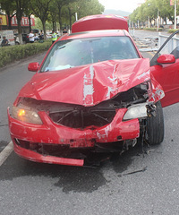 �飡û�뵽�۾�һ��һ��  ���Ӿ�ײ�������������Ƿ�����ʲô��