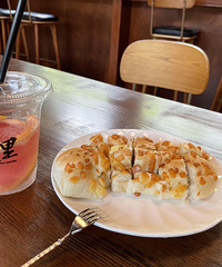 ��÷����мҸ��ŷ硰����� �ܸо�ҹ�Ϻ���Ħ��Ů�ɻ����