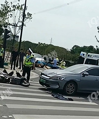 ���������˵�ƿ�����򴳺�Ʊ���ײ�ˣ���˵���Ѿ�û�ˡ�