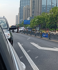 ������ײ�����������������ô���Ӷ�����·�ϡ���