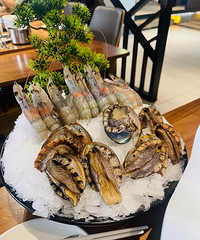 ���񳬺� ��������е㲻����˼ �������ʢ����