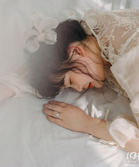 ��ɫ��˿�ܳ�Ƭ ���ÿ�