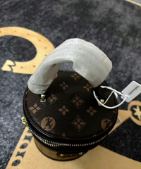 ��Ϧ�����������Ҽ�LV�� �Ҿ���̫low�������˵� ��˵����